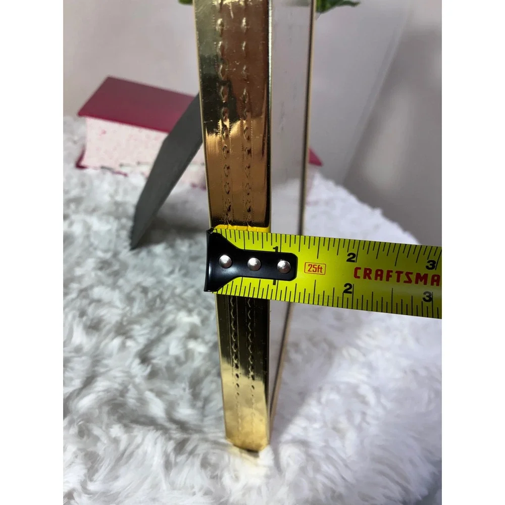 N/A gold tone